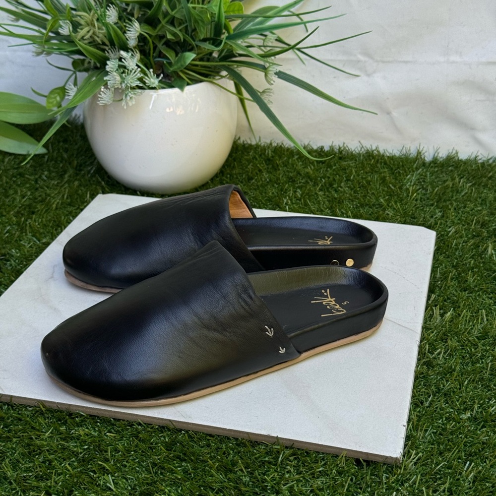 Beek Apalis Black Leather Clogs size 5 brand new - Picture 9 of 14